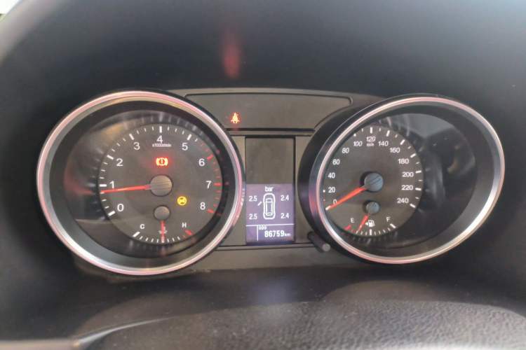 Used Haval H6 2017 Blue Label Sport Edition 1.5T Manual Two-Wheel Drive Elite Model Instrument Cluster