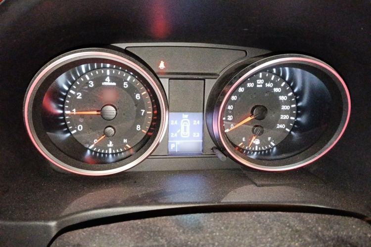 Used Haval H6 2017 Red-Label Sport Edition 1.5T Automatic Two-Wheel Drive Luxury Model Instrument Cluster