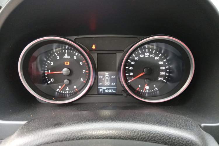 Used Haval H6 2017 Red-Label Sport Edition 1.5T Automatic Two-Wheel Drive Luxury Model Instrument Cluster