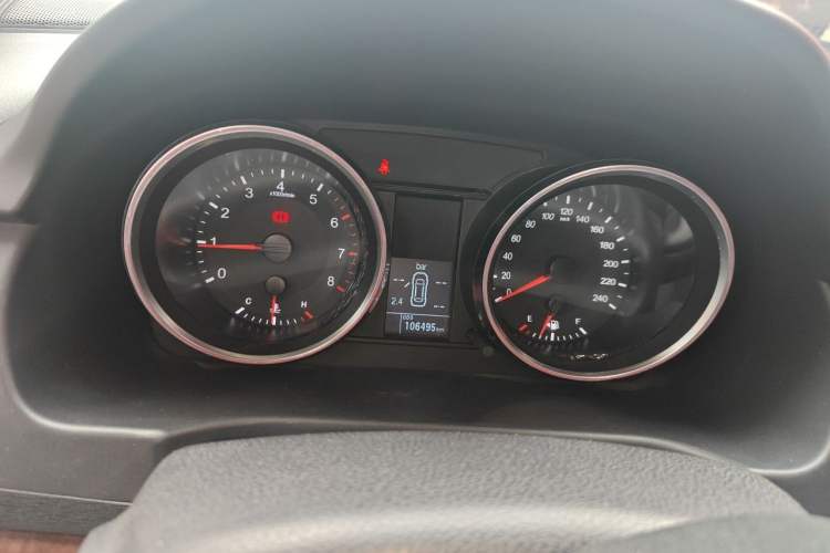 Used Haval H6 2017 Red-Label Sport Edition 1.5T Manual Two-Wheel Drive Elite Model Instrument Cluster