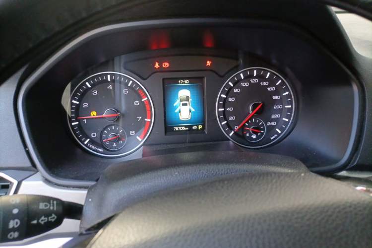 Used Haval H6 2017 Revised Red-Label Sport Version 1.5T Automatic Two-Wheel Drive Premium Edition Instrument Cluster