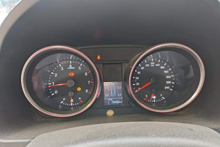 Used Haval H6 2017 Blue Label Sport Edition 1.5T Manual Two-Wheel Drive Elite Model Instrument Cluster