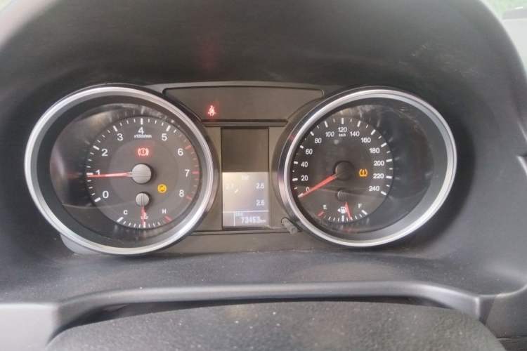 Used Haval H6 2017 Blue Label Sport Edition 1.5T Manual Two-Wheel Drive Elite Model Instrument Cluster
