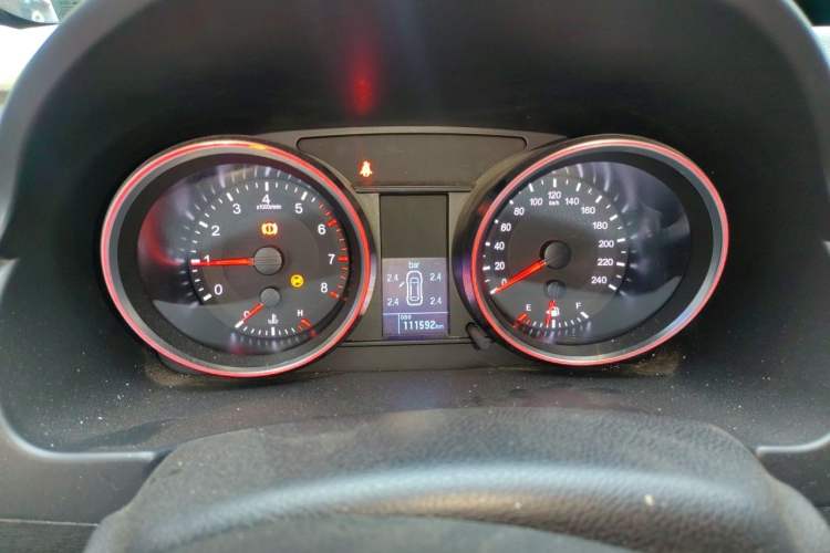 Used Haval H6 2017 Red-Label Sport Edition 1.5T Manual Two-Wheel Drive Elite Model Instrument Cluster