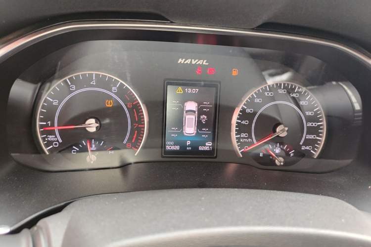 Used Haval H6 2017 Red Label 2.0T Automatic Two-Wheel Drive ZhiShang Model Instrument Cluster