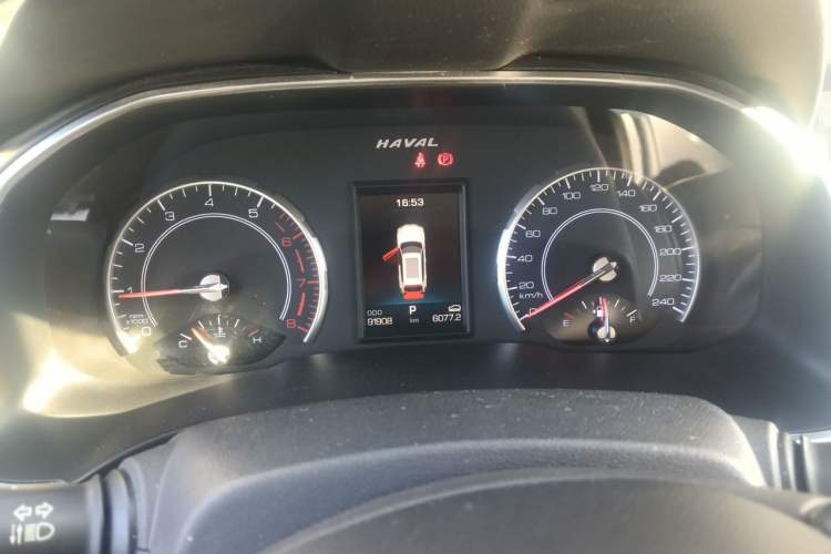 Used Haval H6 2017 Red Label 2.0T Automatic Two-Wheel Drive ZhiShang Model Instrument Cluster