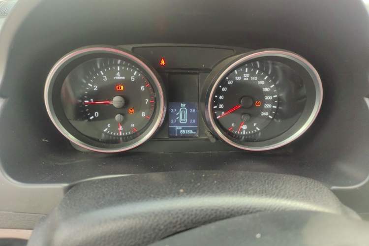 Used Haval H6 2017 Red-Label Sport Edition 1.5T Manual Two-Wheel Drive Elite Model Instrument Cluster