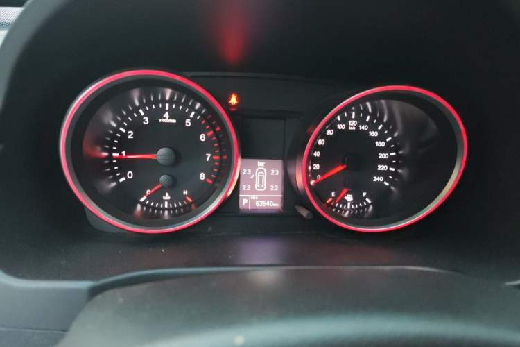 Used Haval H6 2017 Red-Label Sport Edition 1.5T Automatic Two-Wheel Drive Luxury Model Instrument Cluster
