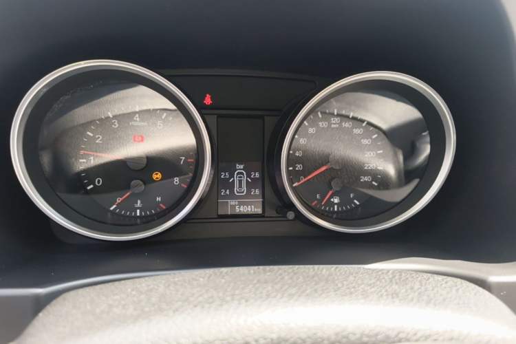 Used Haval H6 2017 Red-Label Sport Edition 1.5T Manual Two-Wheel Drive Elite Model Instrument Cluster