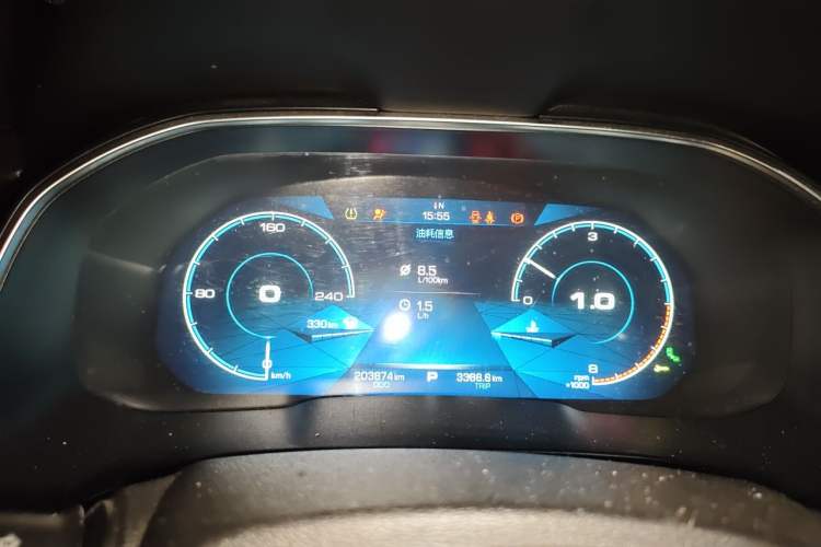 Used Haval H6 2017 Red-Label 2.0T Automatic Two-Wheel Drive Leading Edition Instrument Cluster