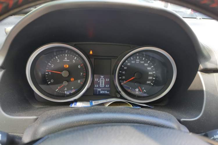 Used Haval H6 2017 Red-Label Sport Edition 1.5T Manual Two-Wheel Drive Elite Model Instrument Cluster