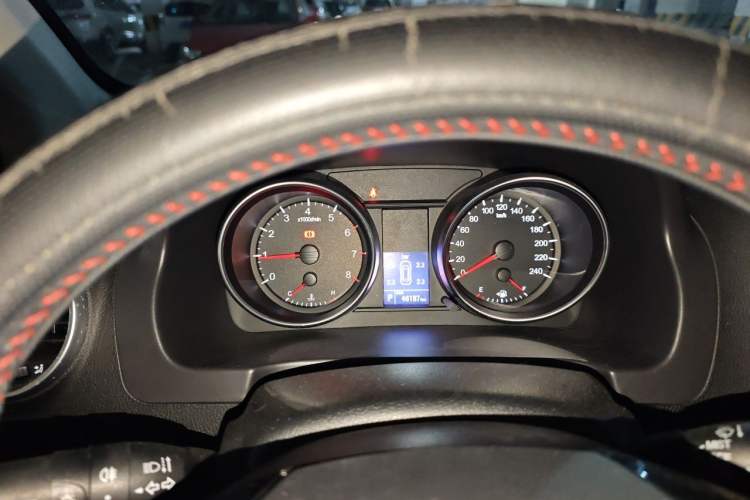 Used Haval H6 2017 Classic Edition 1.5T Automatic Two-Wheel Drive Elite Model Instrument Cluster