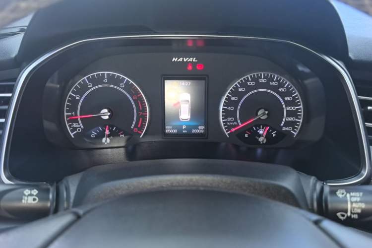 Used Haval H6 2017 Red Label 2.0T Automatic Two-Wheel Drive ZhiShang Model Instrument Cluster