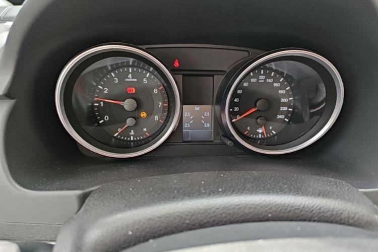 Used Haval H6 2017 Blue Label Sport Edition 1.5T Manual Two-Wheel Drive Elite Model Instrument Cluster