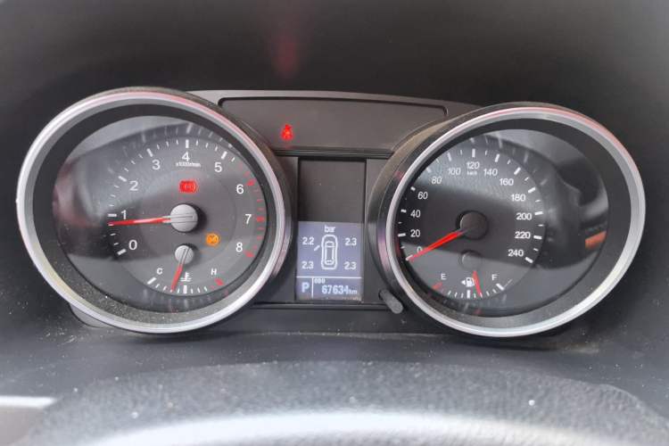 Used Haval H6 2017 Revised Blue-Label Sport Version 1.5T Automatic Two-Wheel Drive Luxury Trim Instrument Cluster