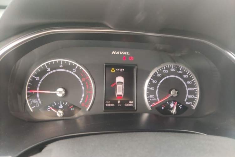 Used Haval H6 2017 Red Label 2.0T Automatic Two-Wheel Drive ZhiShang Model Instrument Cluster