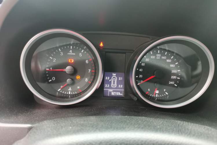Used Haval H6 2017 Red-Label Sport Edition 1.5T Manual Two-Wheel Drive Elite Model Instrument Cluster