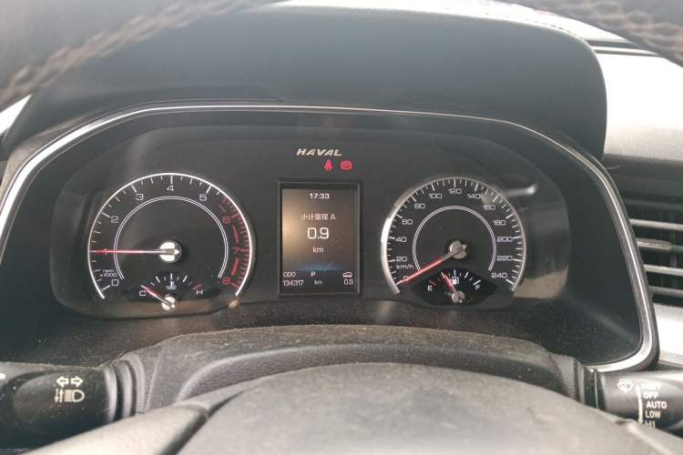 Used Haval H6 2017 Red Label 2.0T Automatic Two-Wheel Drive ZhiShang Model Instrument Cluster