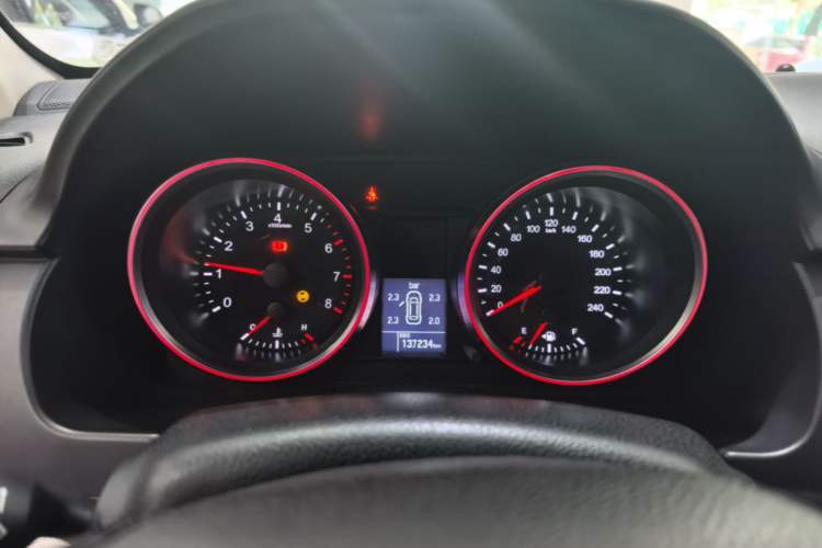 Used Haval H6 2017 Blue Label Sport Edition 1.5T Manual Two-Wheel Drive Elite Model Instrument Cluster