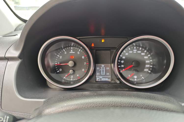 Used Haval H6 2017 Blue Label Sport Edition 1.5T Automatic Two-Wheel Drive Luxury Model Instrument Cluster