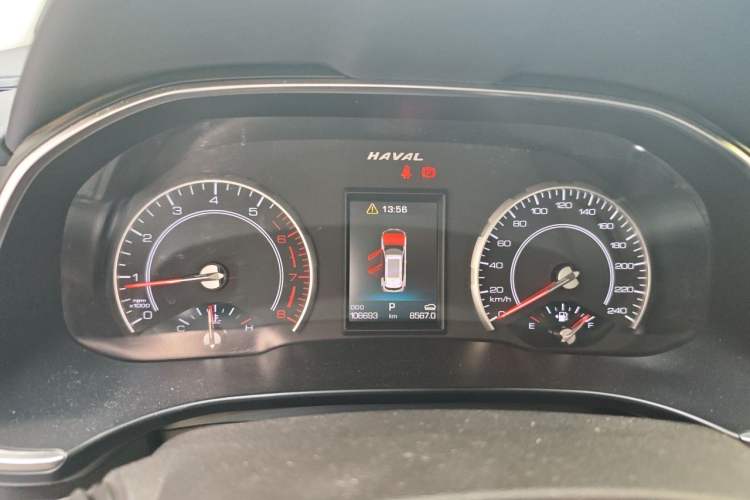 Used Haval H6 2017 Red Label 2.0T Automatic Two-Wheel Drive ZhiShang Model Instrument Cluster