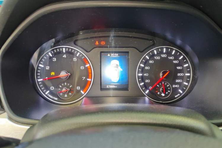 Used Haval H6 2017 Classic Edition 1.5T Manual Two-Wheel Drive Elite Model Instrument Cluster