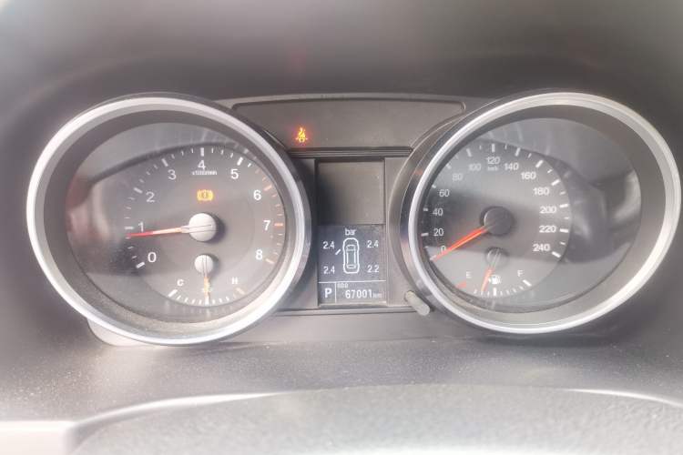 Used Haval H6 2017 Red-Label Sport Edition 1.5T Automatic Two-Wheel Drive Luxury Model Instrument Cluster