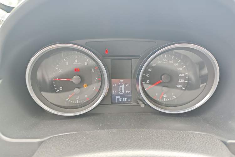 Used Haval H6 2017 Red-Label Sport Edition 1.5T Manual Two-Wheel Drive Elite Model Instrument Cluster