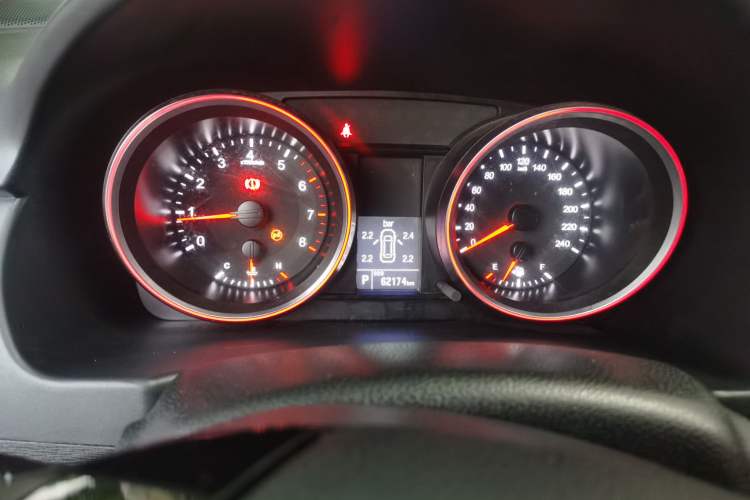 Used Haval H6 2017 Revised Blue-Label Sport Version 1.5T Automatic Two-Wheel Drive Luxury Trim Instrument Cluster
