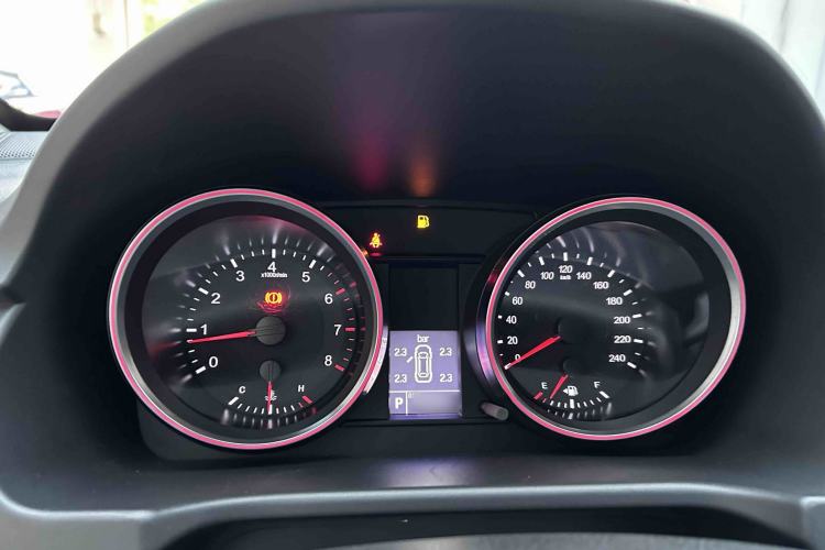 Used Haval H6 2017 Red-Label Sport Edition 1.5T Automatic Two-Wheel Drive Luxury Model Instrument Cluster