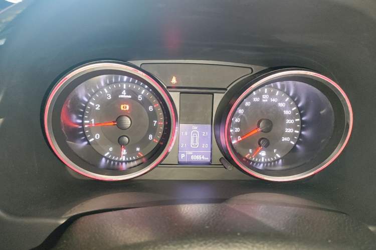 Used Haval H6 2017 Red-Label Sport Edition 1.5T Automatic Two-Wheel Drive Luxury Model Instrument Cluster