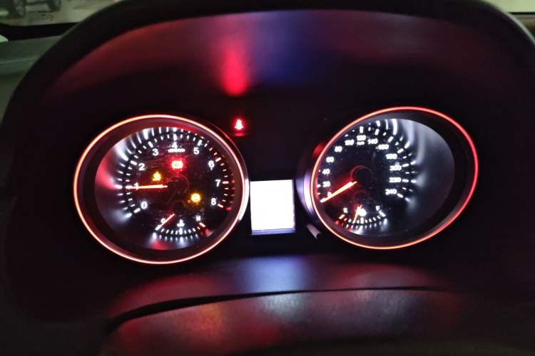 Used Haval H6 2017 Red-Label Sport Edition 1.5T Manual Two-Wheel Drive Elite Model Instrument Cluster
