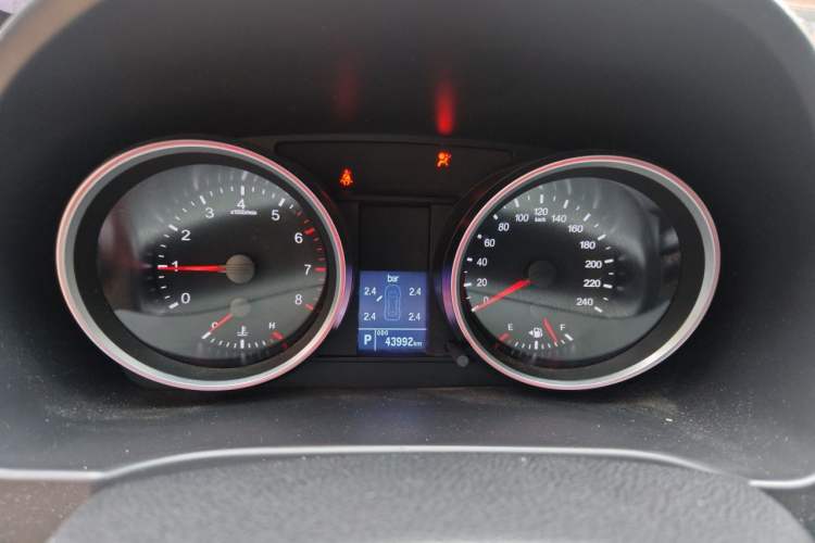 Used Haval H6 2017 Red-Label Sport Edition 1.5T Automatic Two-Wheel Drive Luxury Model Instrument Cluster