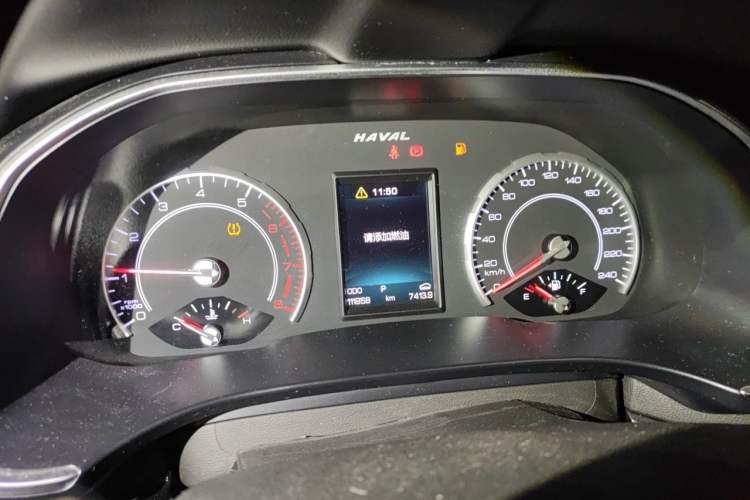 Used Haval H6 2017 Red Label 2.0T Automatic Two-Wheel Drive ZhiShang Model Instrument Cluster