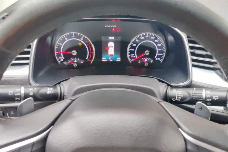 Used Haval H6 2017 Red Label 2.0T Automatic Two-Wheel Drive ZhiShang Model Instrument Cluster