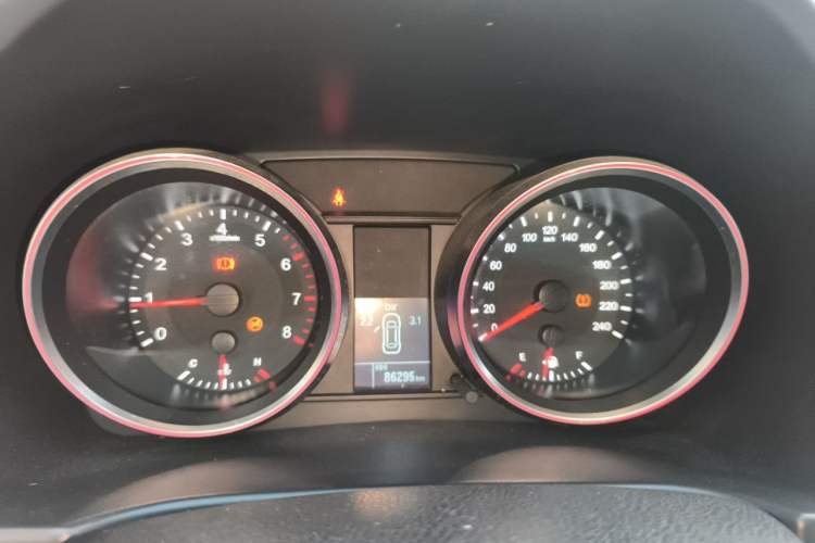 Used Haval H6 2017 Blue Label Sport Edition 1.5T Manual Two-Wheel Drive Elite Model Instrument Cluster