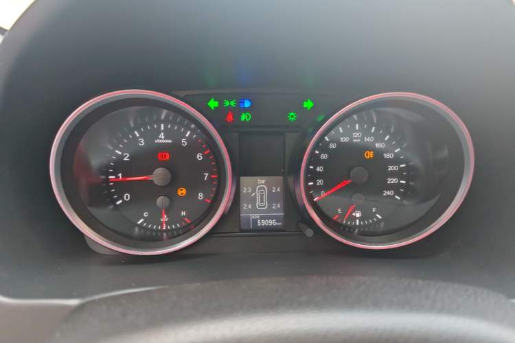 Used Haval H6 2017 Blue Label Sport Edition 1.5T Manual Two-Wheel Drive Elite Model Instrument Cluster