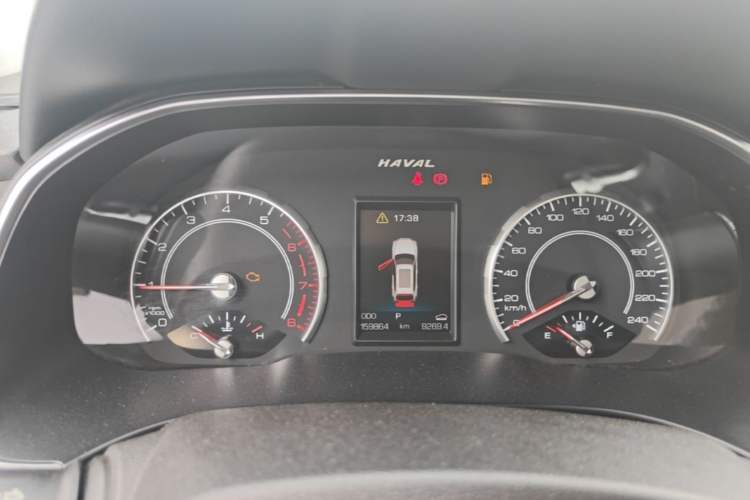 Used Haval H6 2017 Red Label 2.0T Automatic Two-Wheel Drive ZhiShang Model Instrument Cluster