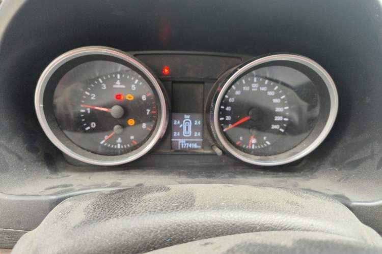 Used Haval H6 2017 Red-Label Sport Edition 1.5T Manual Two-Wheel Drive Elite Model Instrument Cluster