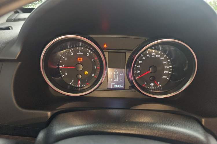 Used Haval H6 2017 Red-Label Sport Edition 1.5T Manual Two-Wheel Drive Elite Model Instrument Cluster