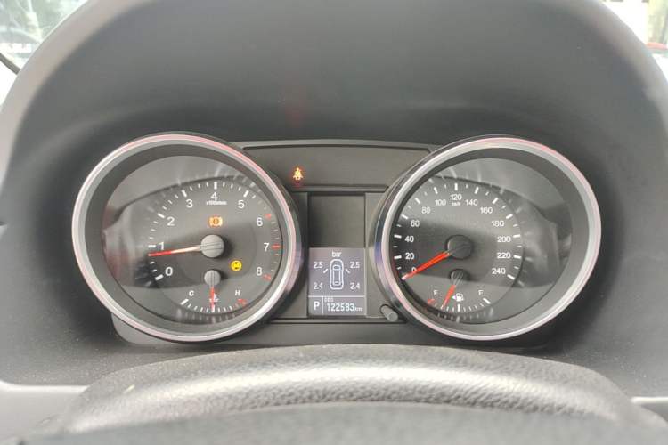 Used Haval H6 2017 Revised Blue-Label Sport Version 1.5T Automatic Two-Wheel Drive Luxury Trim Instrument Cluster