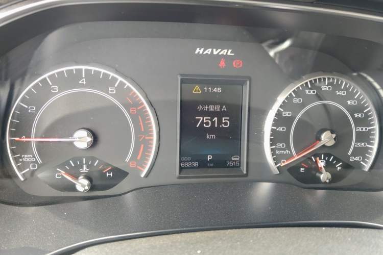 Used Haval H6 2017 Red Label 2.0T Automatic Two-Wheel Drive ZhiShang Model Instrument Cluster