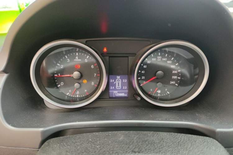 Used Haval H6 2017 Red-Label Sport Edition 1.5T Manual Two-Wheel Drive Elite Model Instrument Cluster
