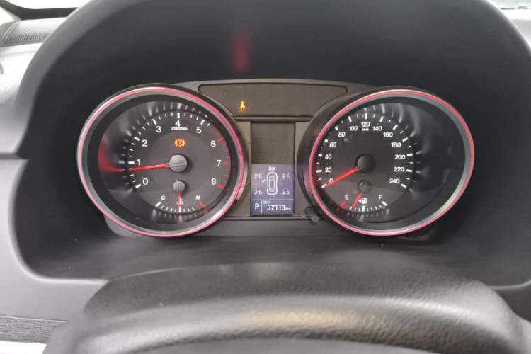 Used Haval H6 2017 Red-Label Sport Edition 1.5T Automatic Two-Wheel Drive Luxury Model Instrument Cluster