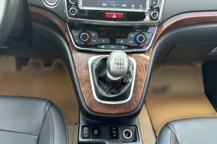 Used Haval H6 2017 Red-Label Sport Edition 1.5T Manual 4x4 Elite Model Interior 1