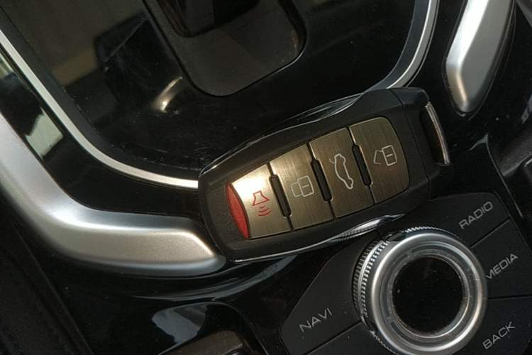 Used Haval H6 2017 Blue Label 2.0T Automatic Two-Wheel Drive Smart Edition Interior 1