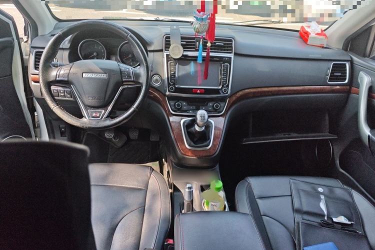 Used Haval H6 2017 Red-Label Sport Edition 1.5T Manual Two-Wheel Drive Elite Model Interior 2