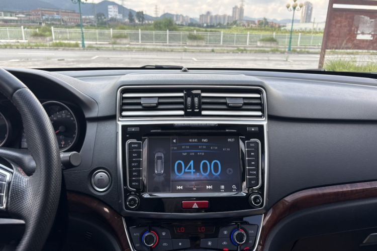 Used Haval H6 2017 Red-Label Sport Edition 1.5T Manual 4x4 Elite Model Interior 2
