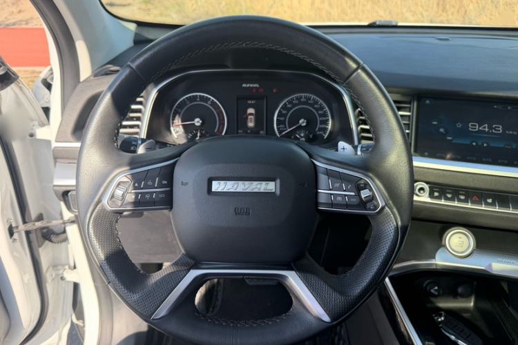 Used Haval H6 2017 Blue Label 2.0T Automatic Two-Wheel Drive Smart Edition Interior 2