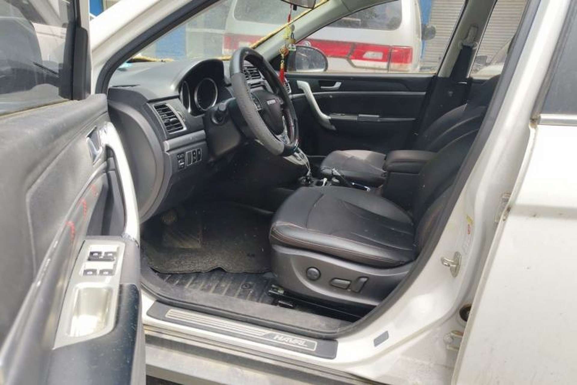 Used Haval H6 2017 Blue Label Sport Edition 1.5T Automatic Two-Wheel Drive Luxury Model Interior 3